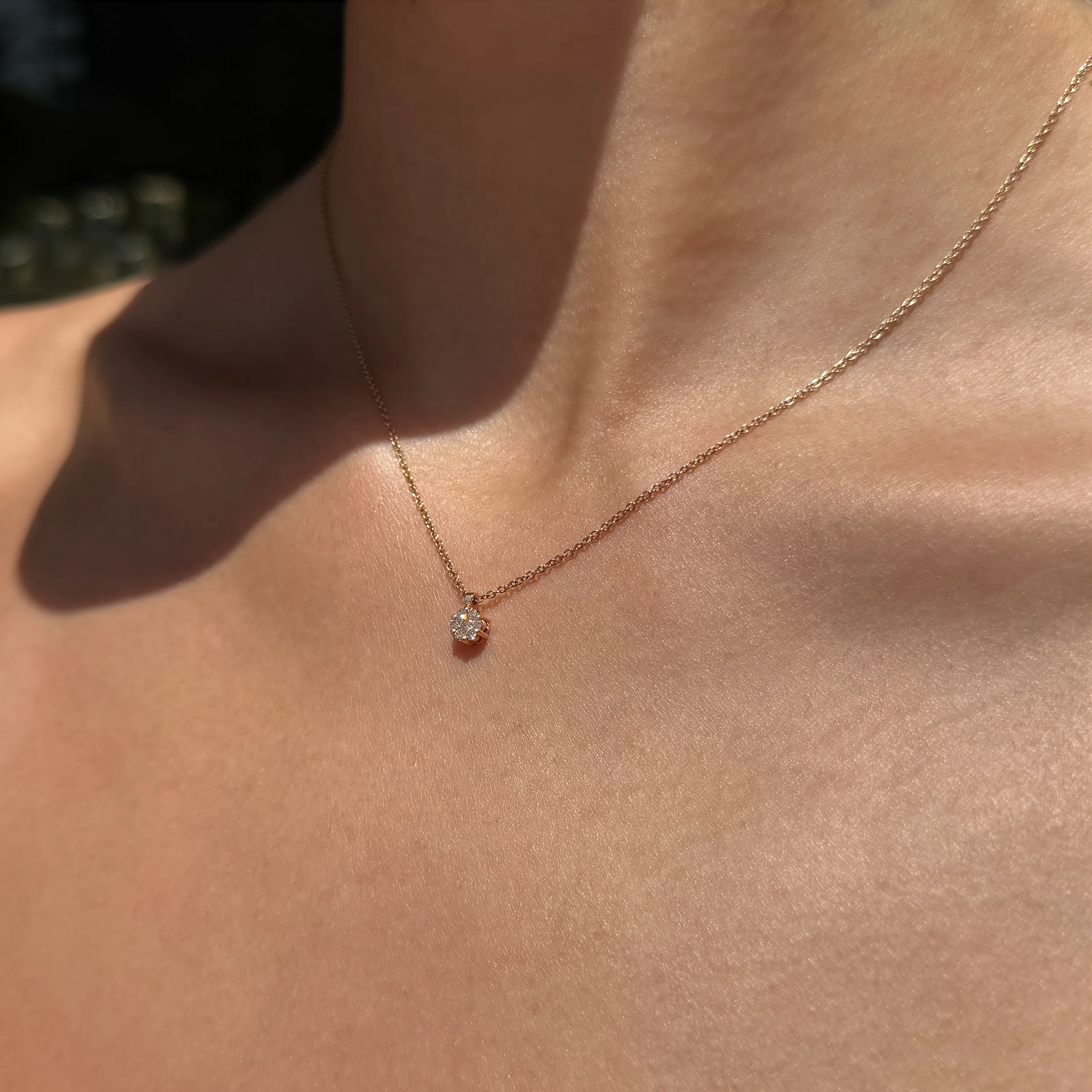 DIAMOND CLUSTER NECKLACE - Image 5