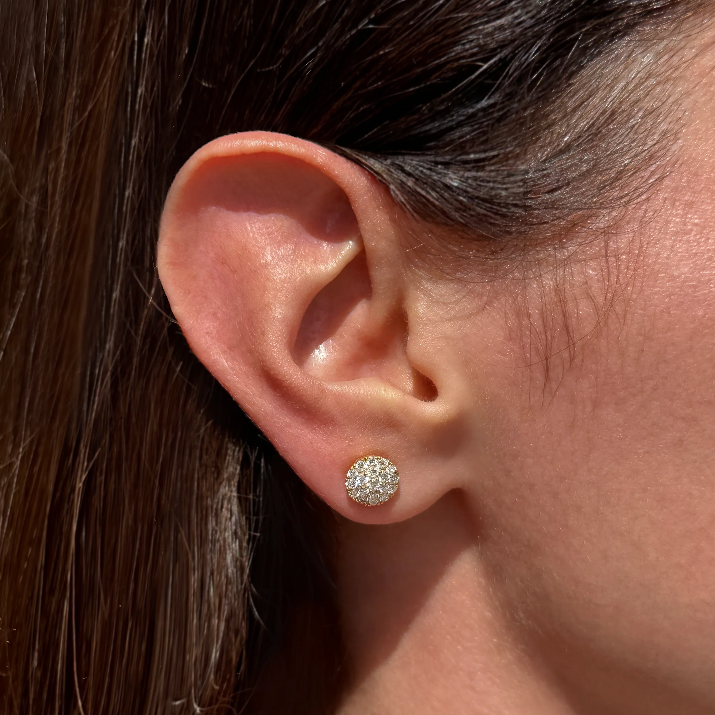 WHITE DIAMOND STUD EARRINGS - Image 4
