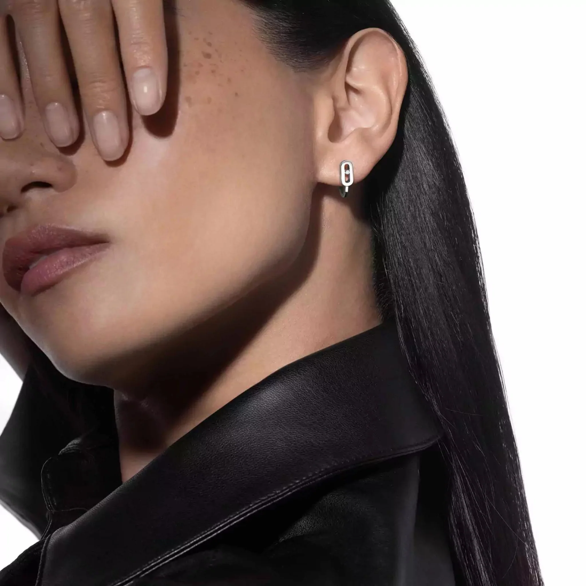 MOVE UNO EARRINGS - Image 3