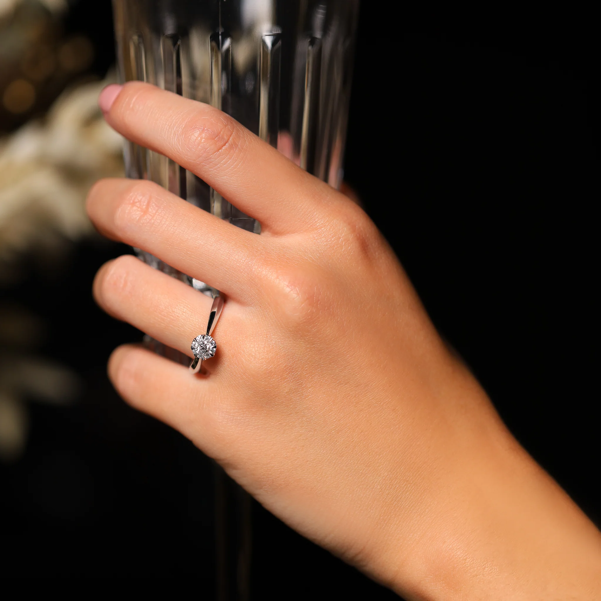 DIAMOND HALO ENGAGEMENT RING - Image 4