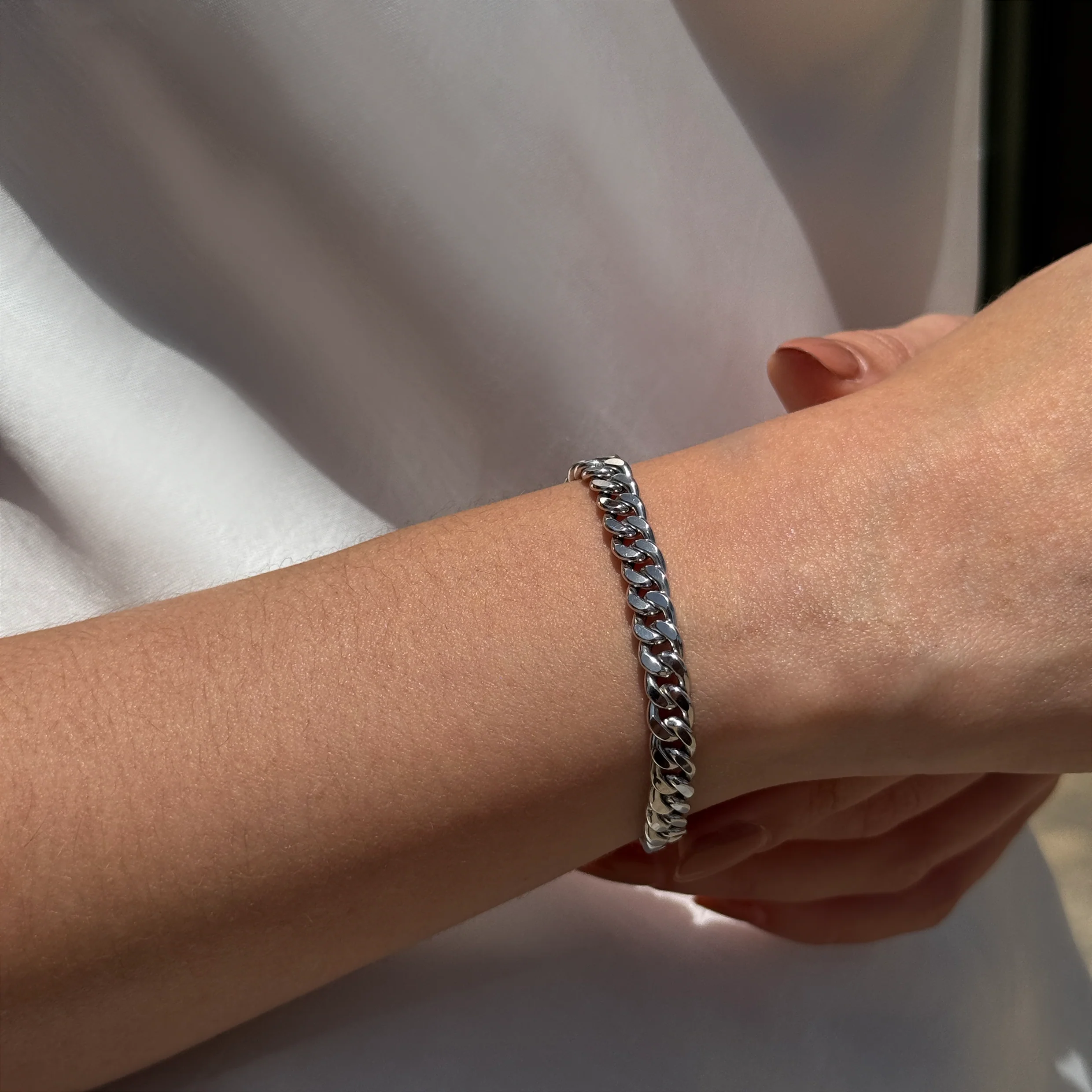 WHITE GOLD CHAIN BRACELET - Image 3