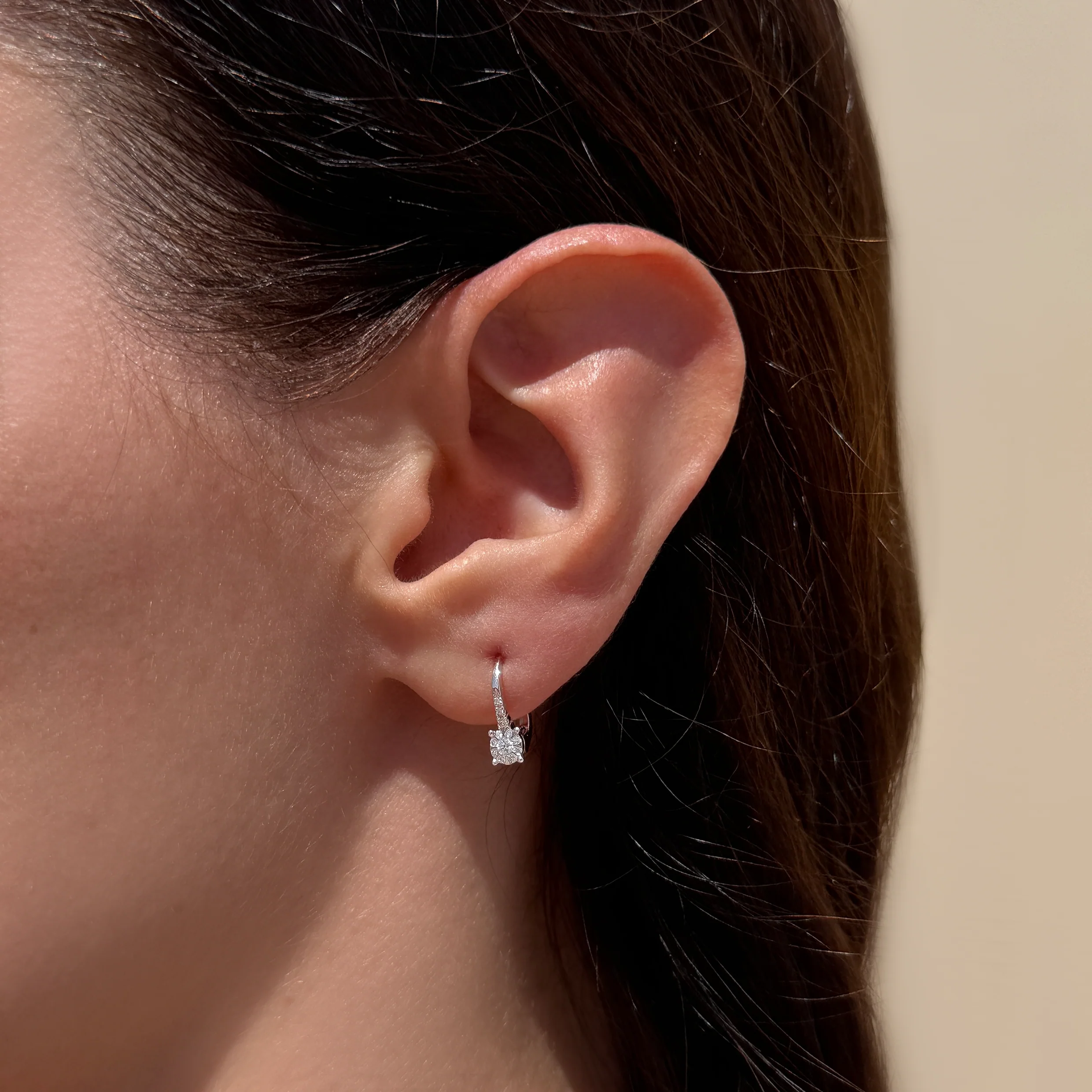 WHITE DIAMOND EARRINGS - Image 2