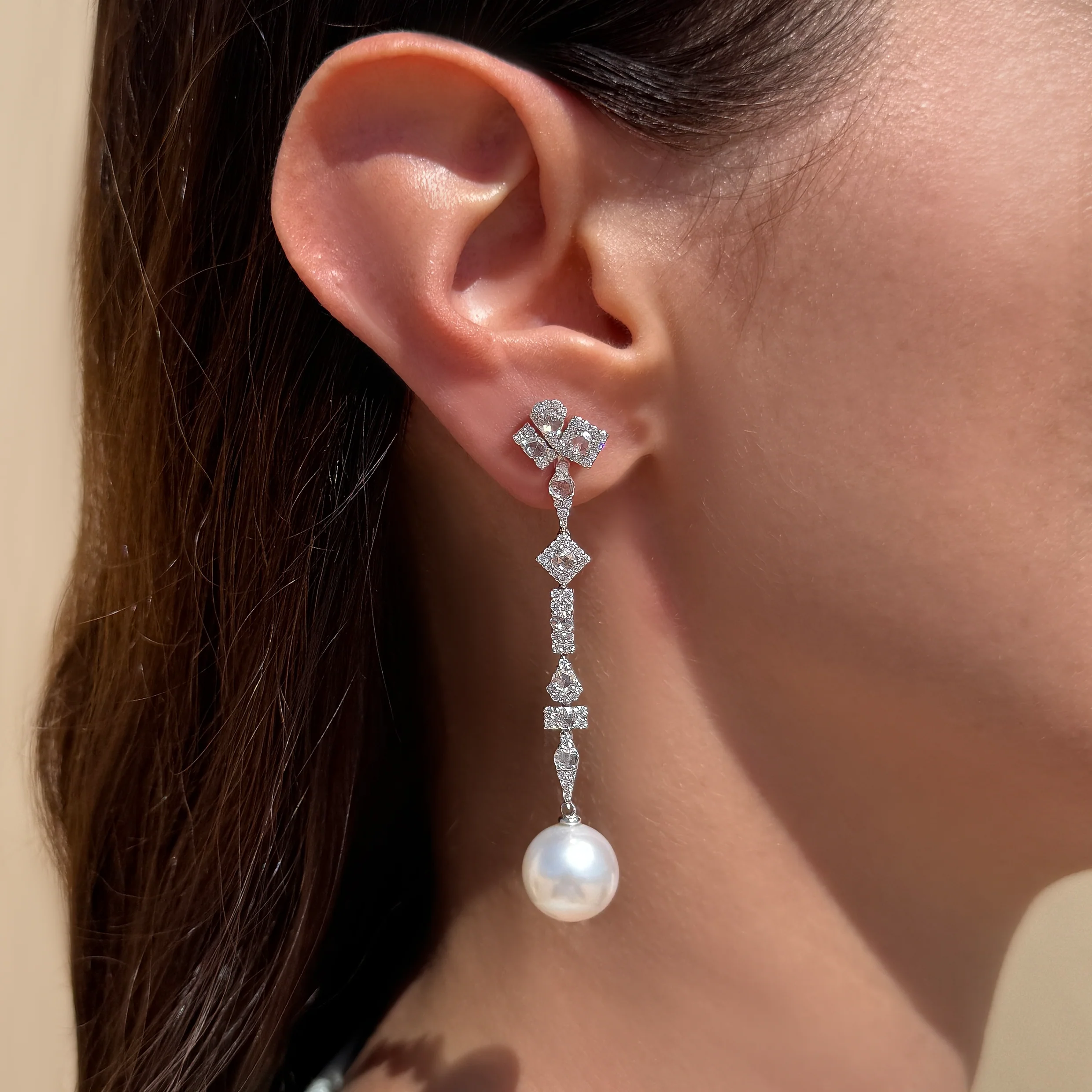 WHITE GOLD DROP EARRINGS - Image 2