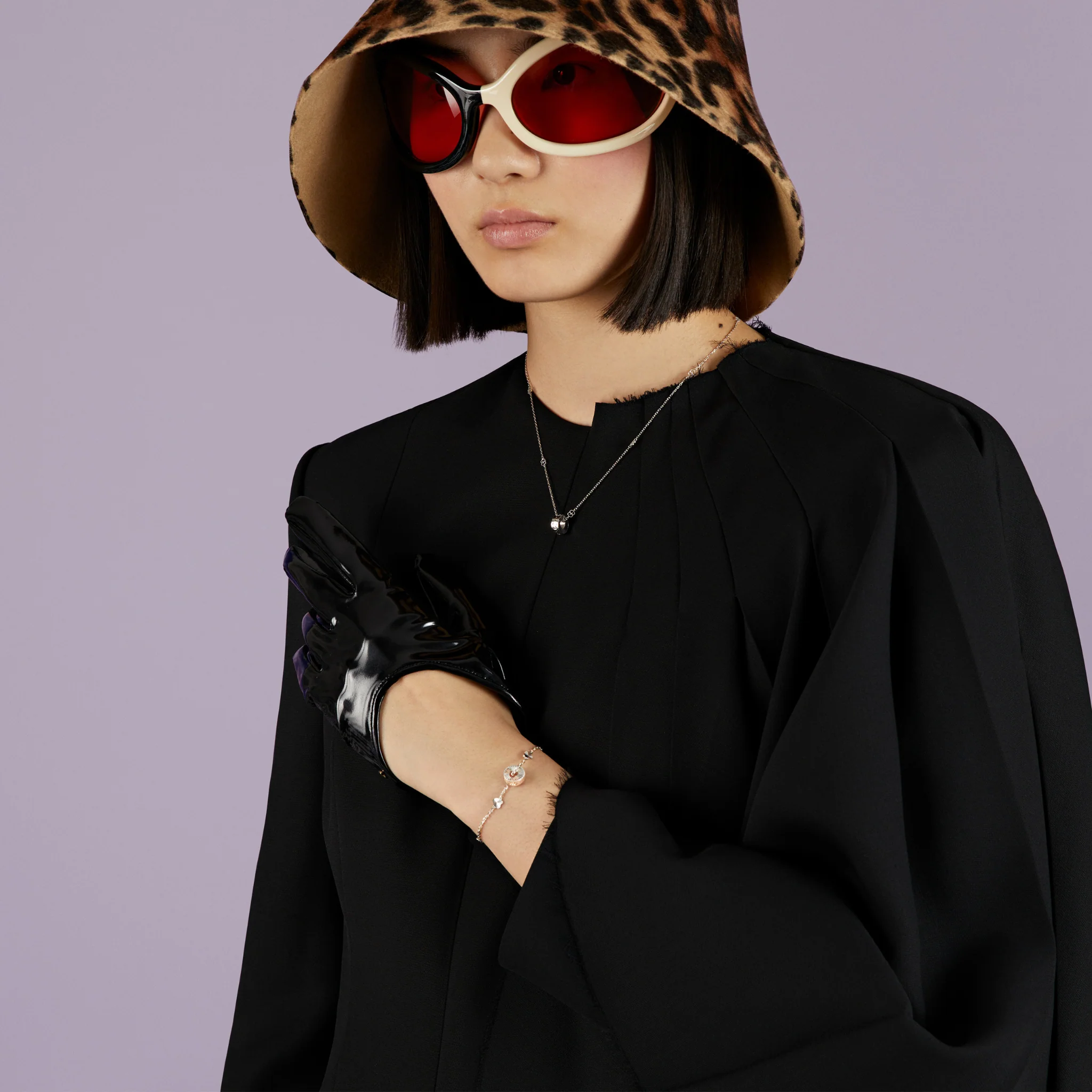ICON NECKLACE - Image 4