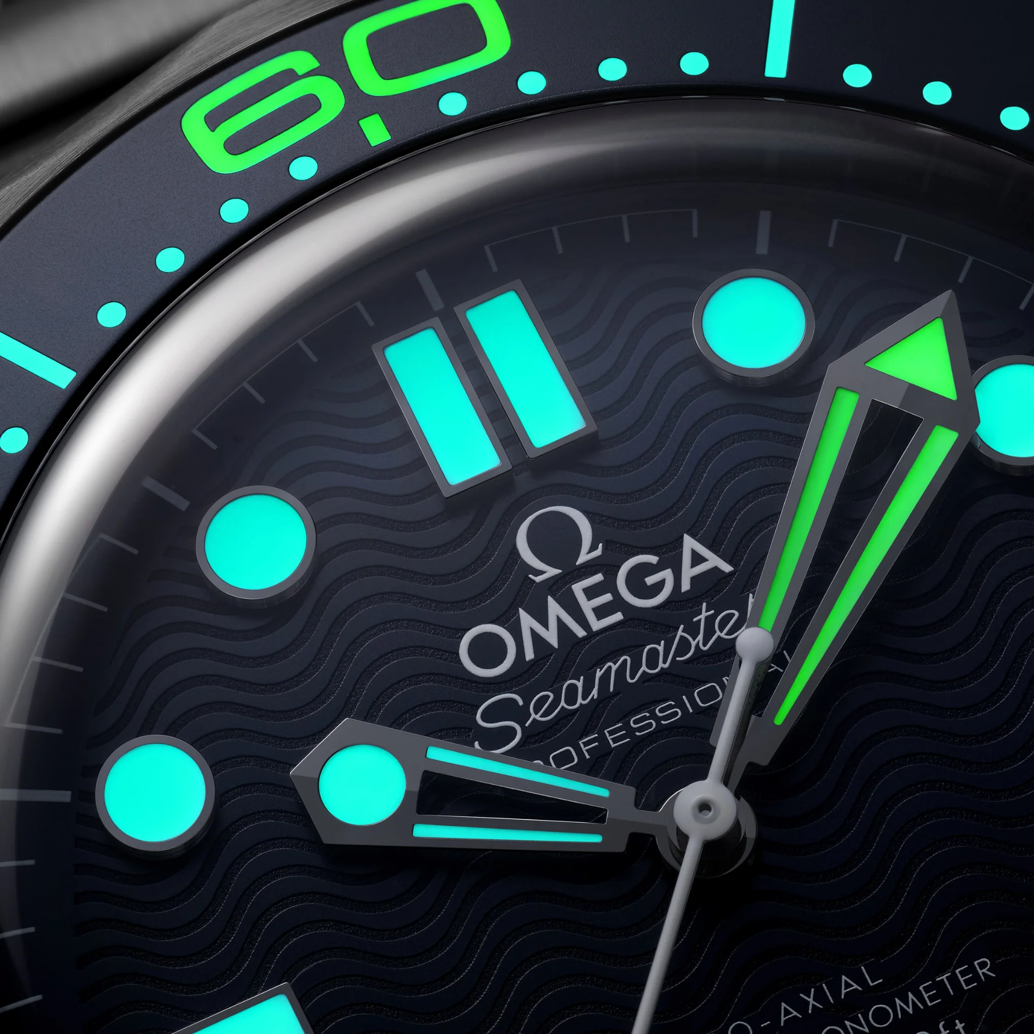 SEAMASTER DIVER 300M CO AXIAL CHRONOMETER JAMES BOND 60TH ANNIVERSARY - Image 3