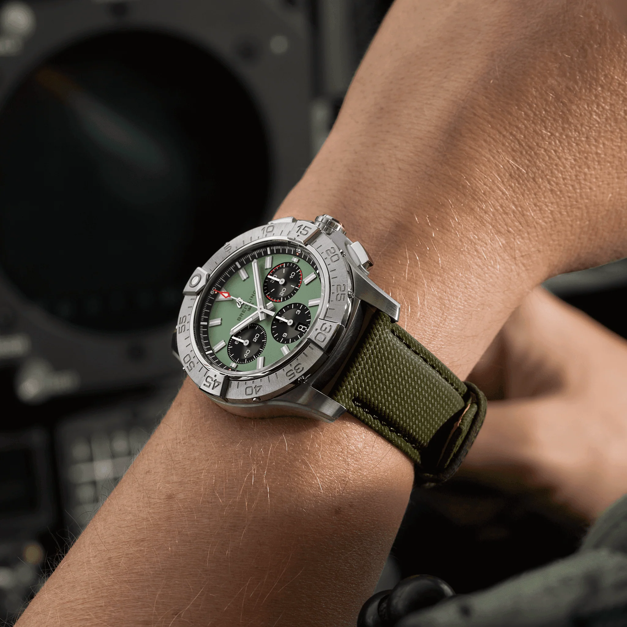AVENGER B01 CHRONOGRAPH - Image 6