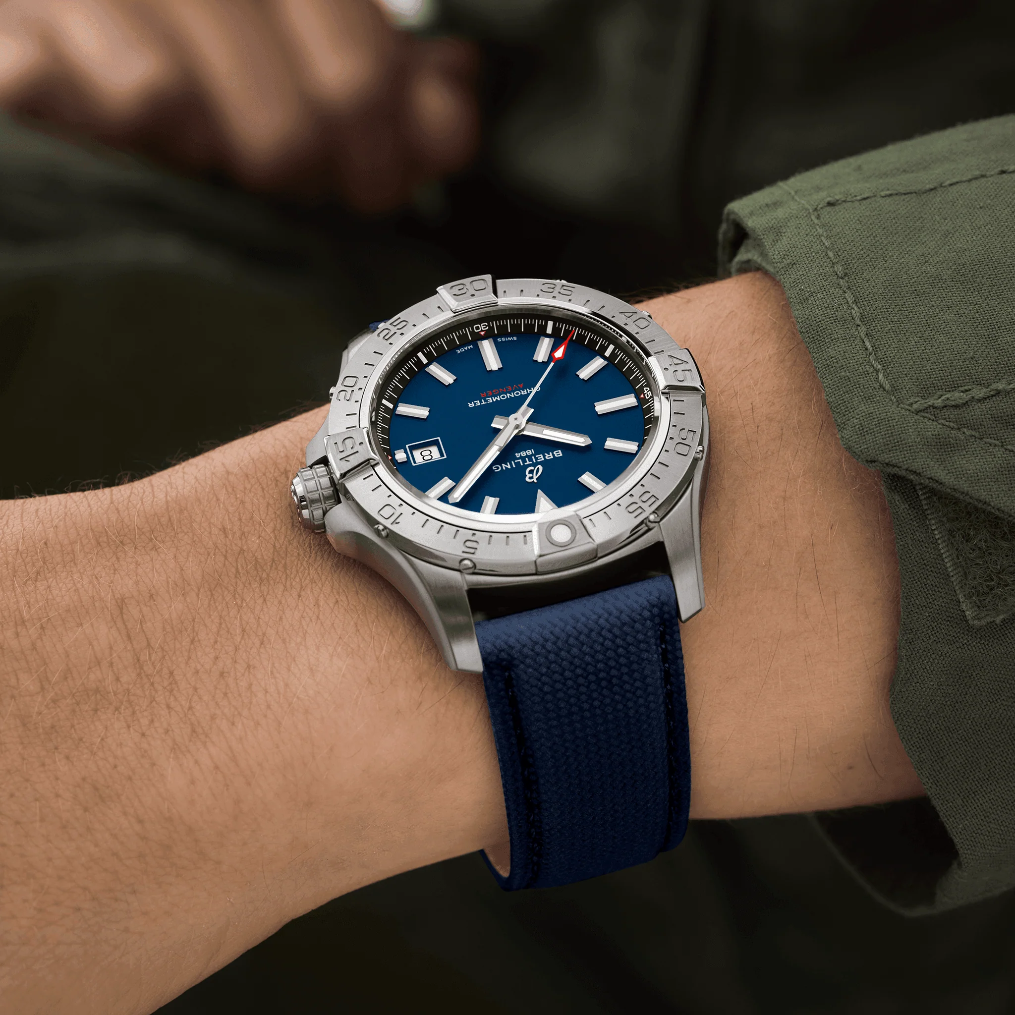 AVENGER AUTOMATIC 42 - Image 6