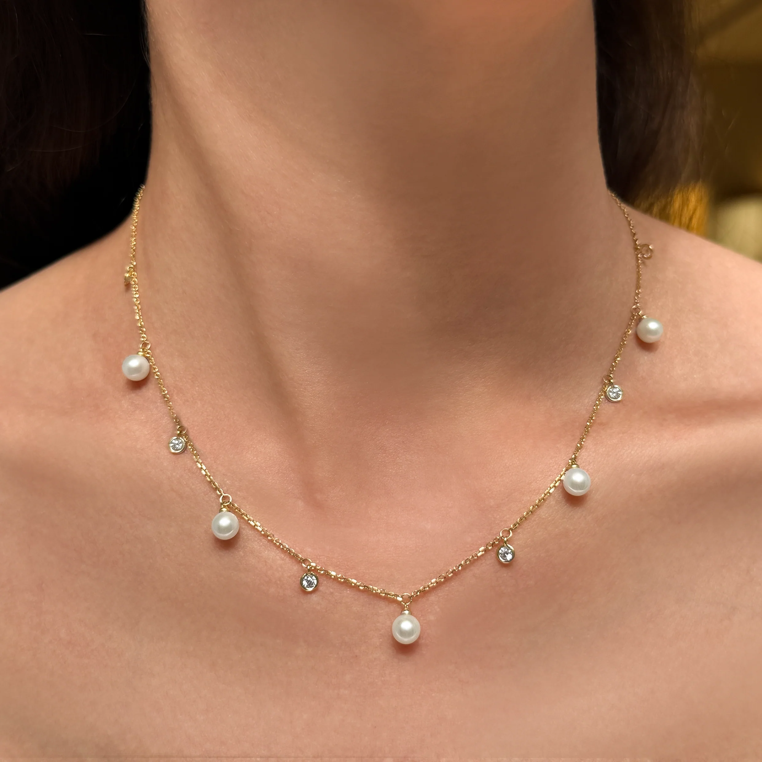 WHITE DIAMOND CHAIN NECKLACE - Image 2