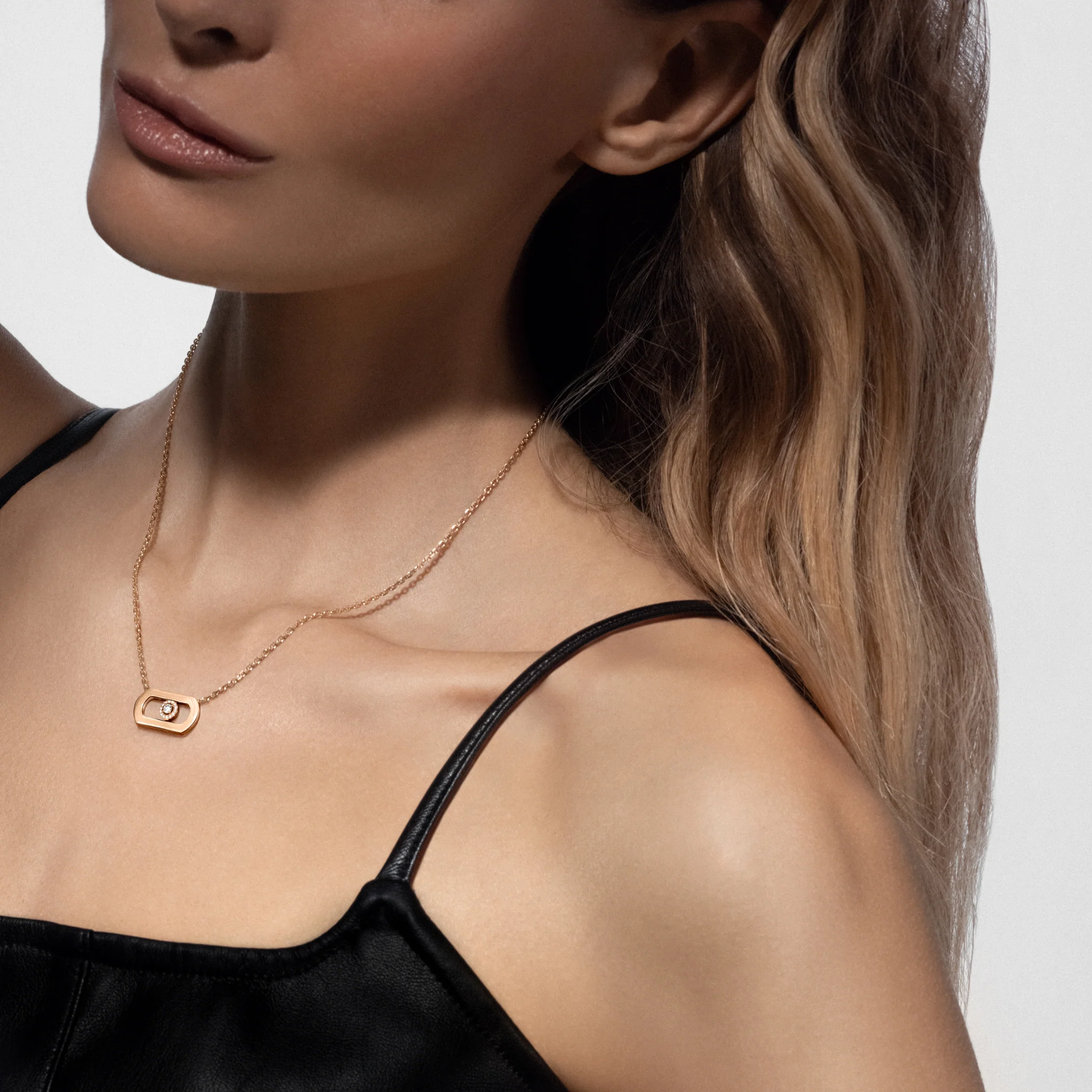 SO MOVE NECKLACE - Image 3