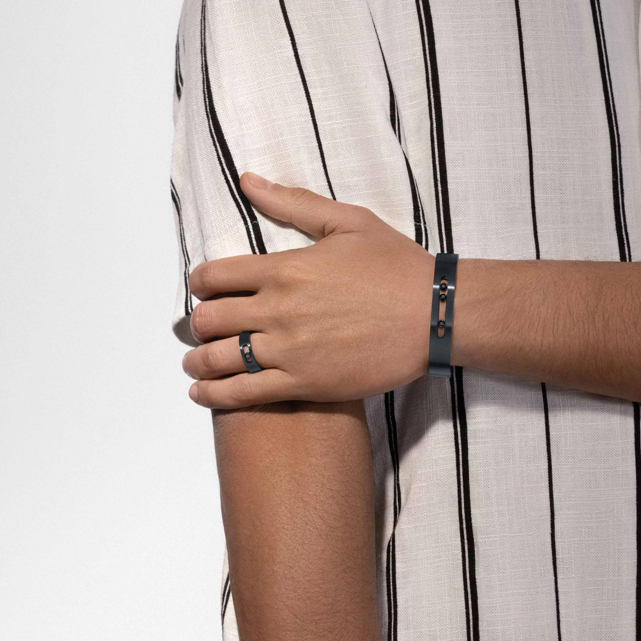 MOVE TITANIUM RING - Image 3