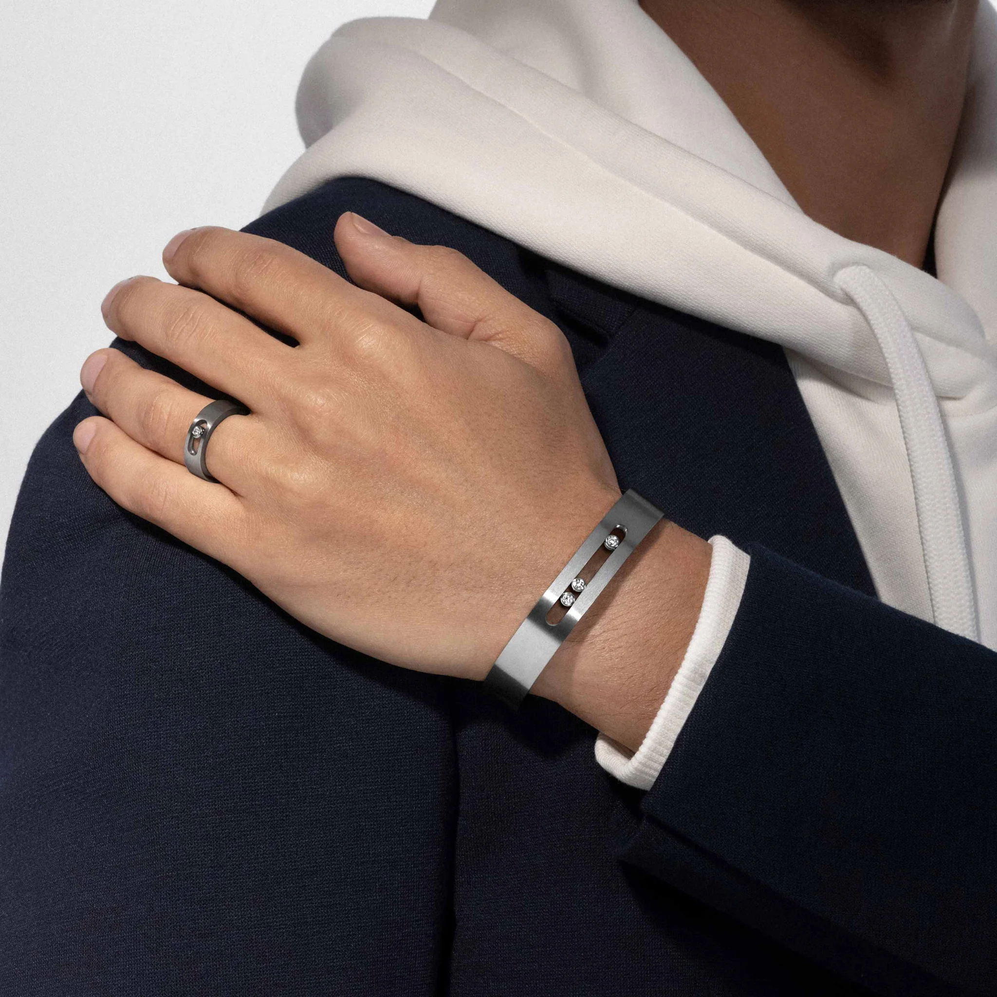 MOVE TITANIUM RING - Image 3