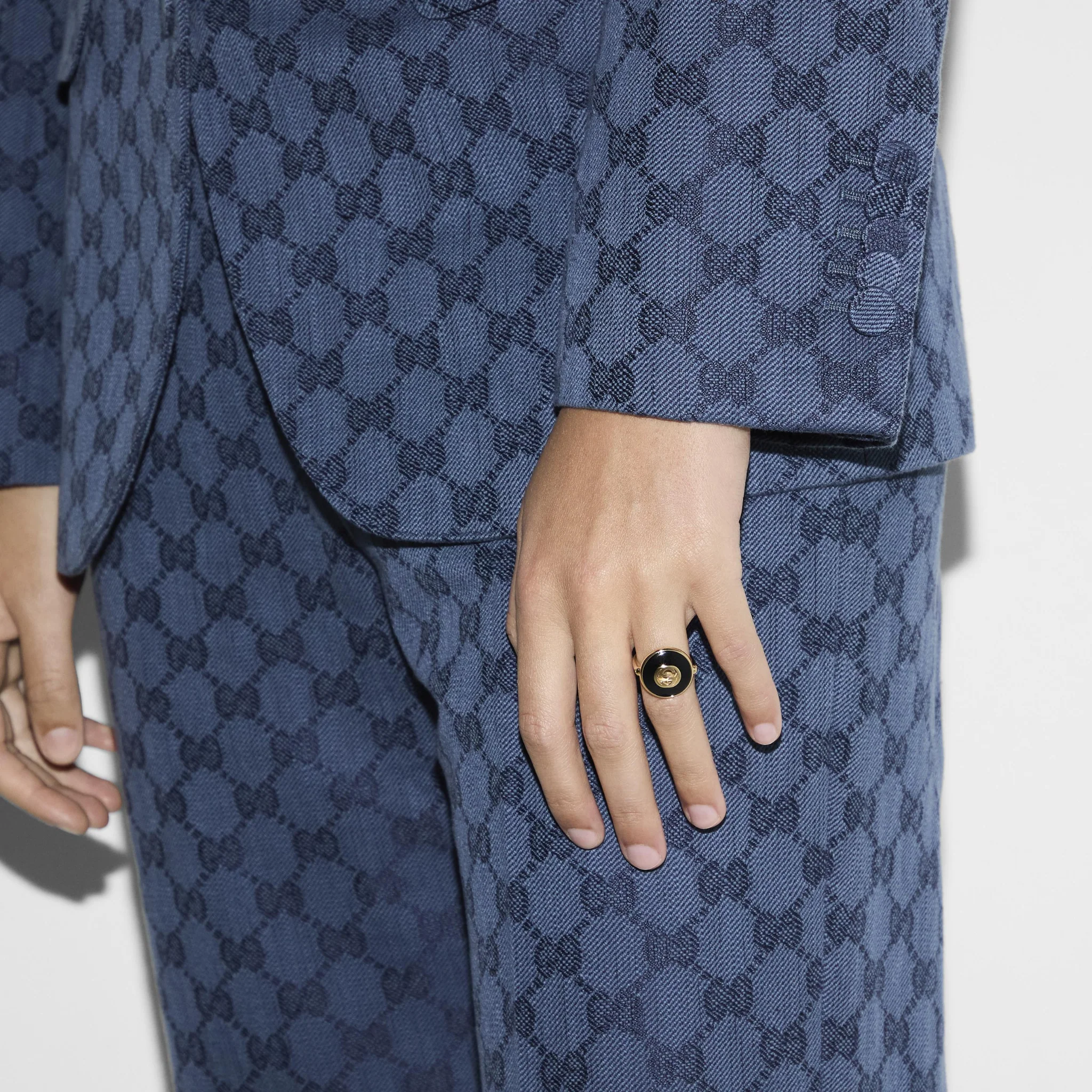 INTERLOCKING RING - Image 6