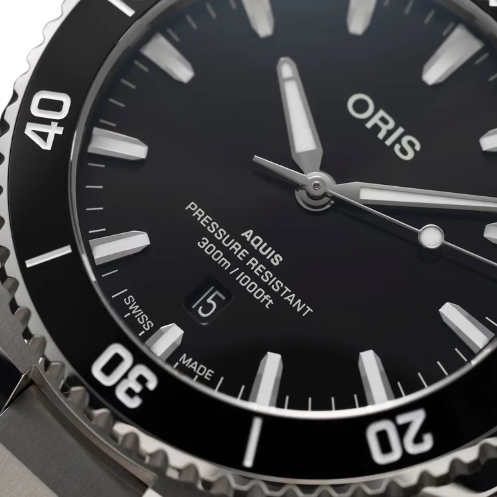 AQUIS DATE AUTOMATIC 43.5MM - Image 2