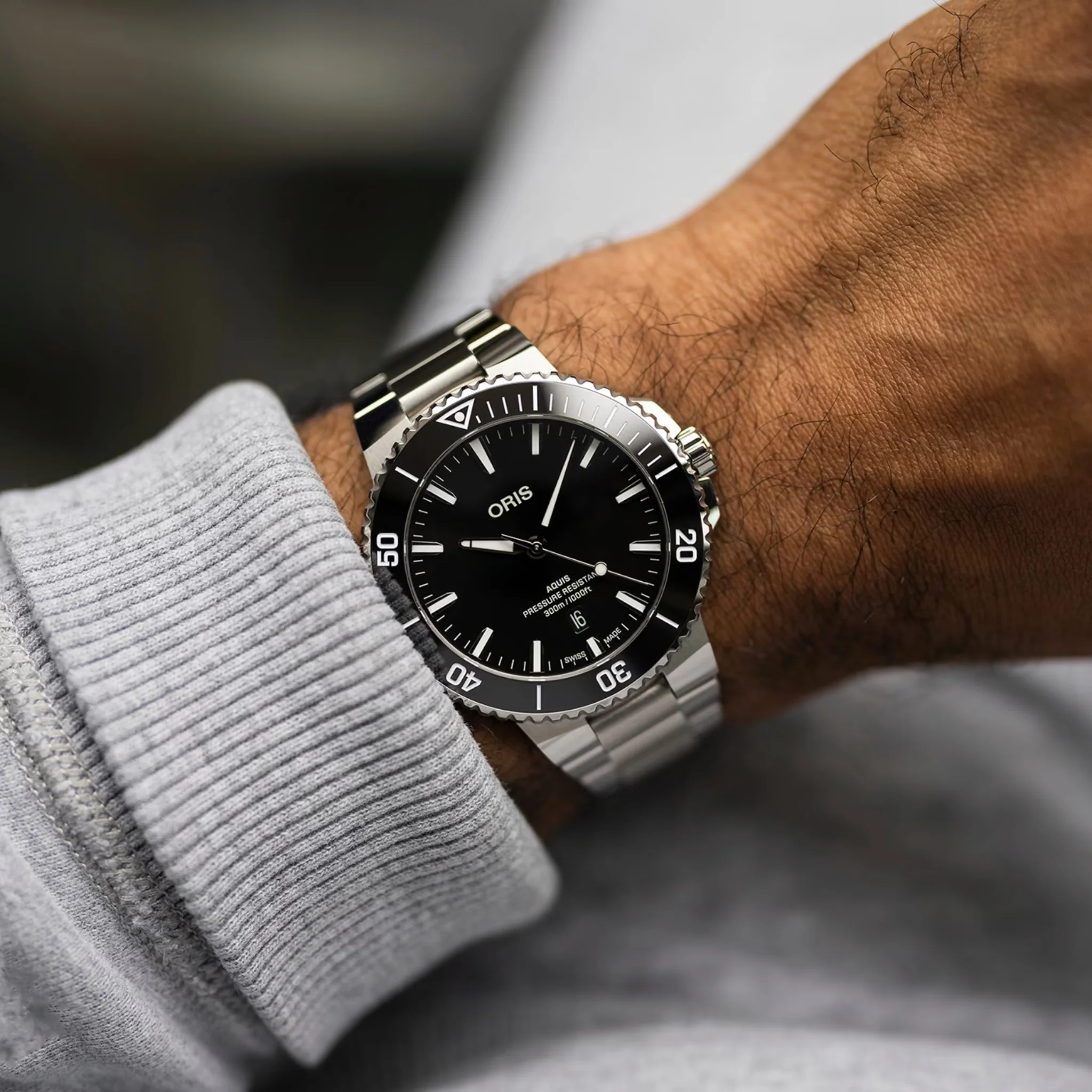 AQUIS DATE AUTOMATIC 43.5MM - Image 6