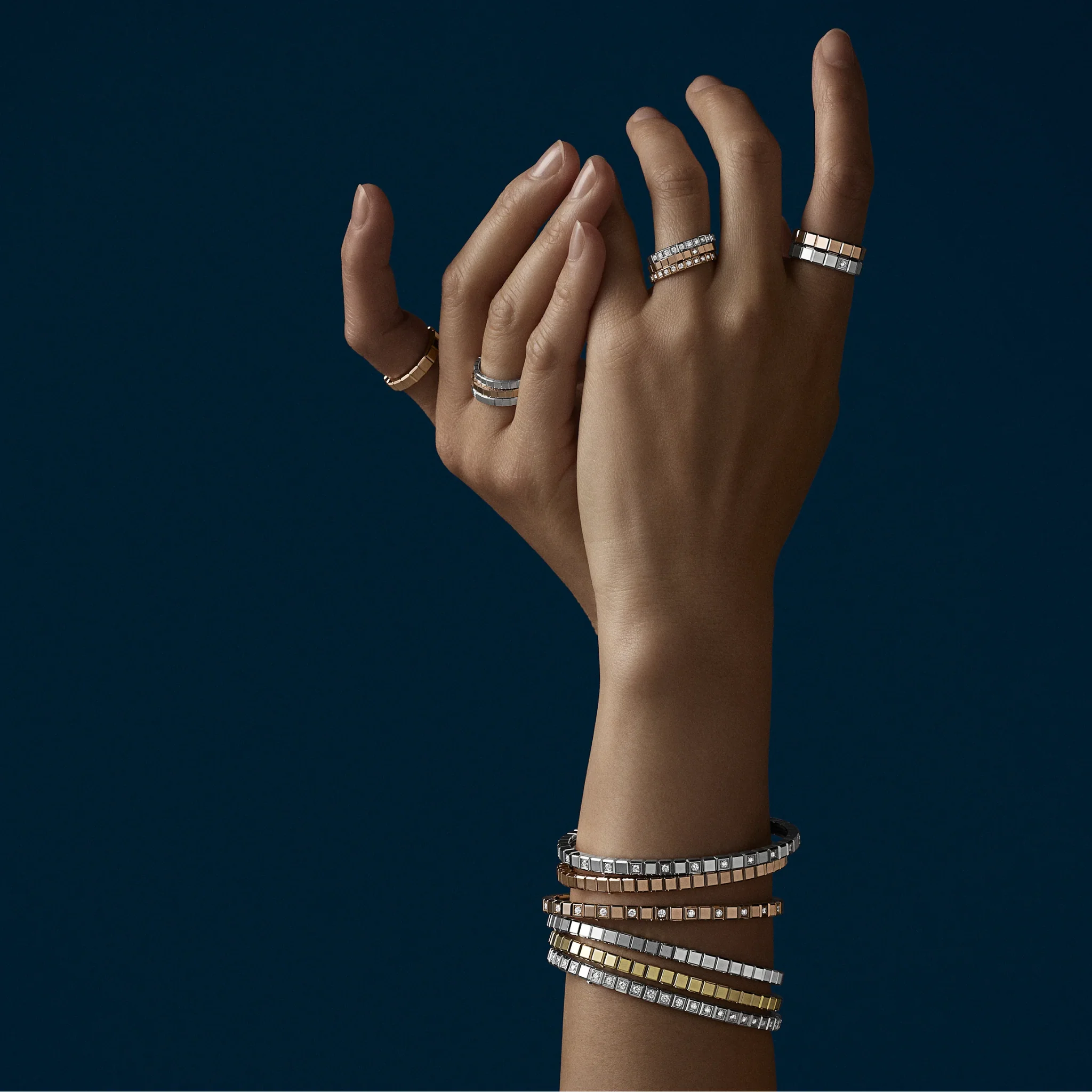 ICE CUBE BRACELET - Image 6